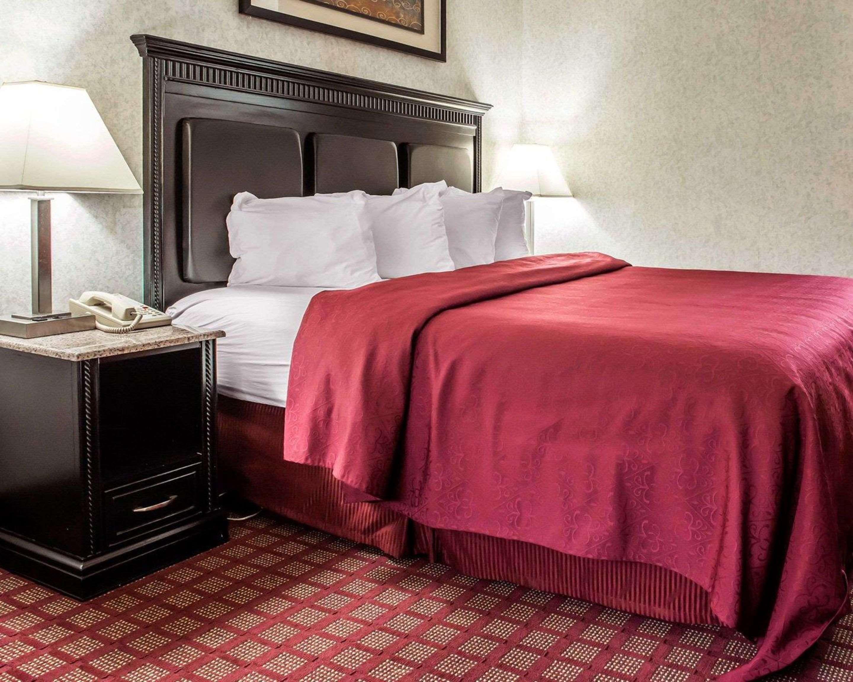 Quality Inn & Suites North Gibsonia Екстер'єр фото